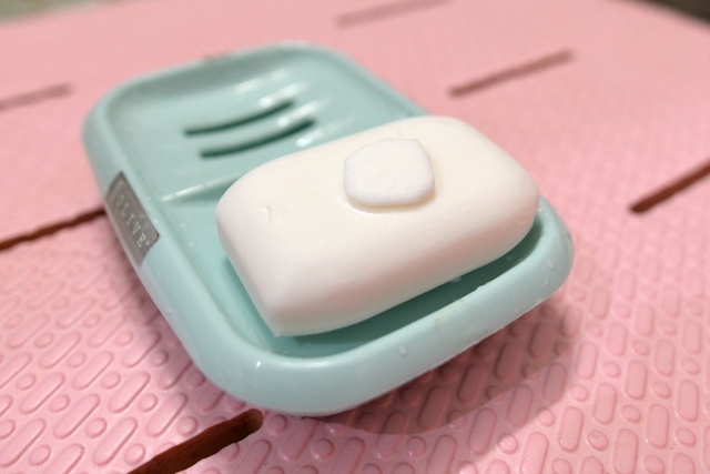 石鹸が小さくなったら？使い切るコツや生活で役立つリメイク術を紹介